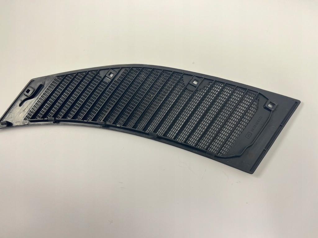 Решётка жабо впуск воздуха правый правая сторона mercedes w123 1238360265 Доставка