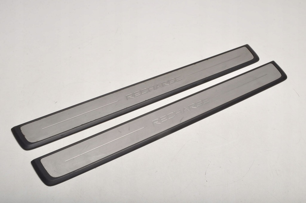 фото №1, Volvo xc40 ii молдинг накладка порог recharge 32132599 комплект