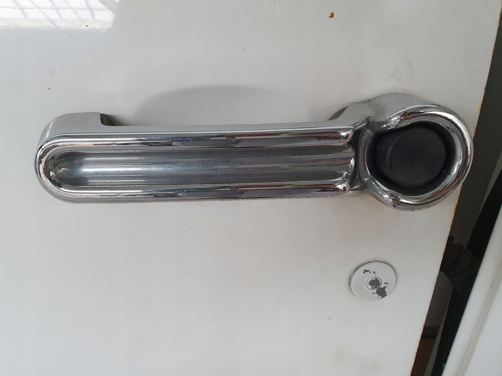 фото №5, Дверь перед задняя левый левый стекло ручка хром r/t dodge nitro