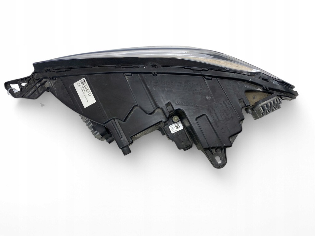 фото №13, Volvo xc90 2021 права сторона лампа передня