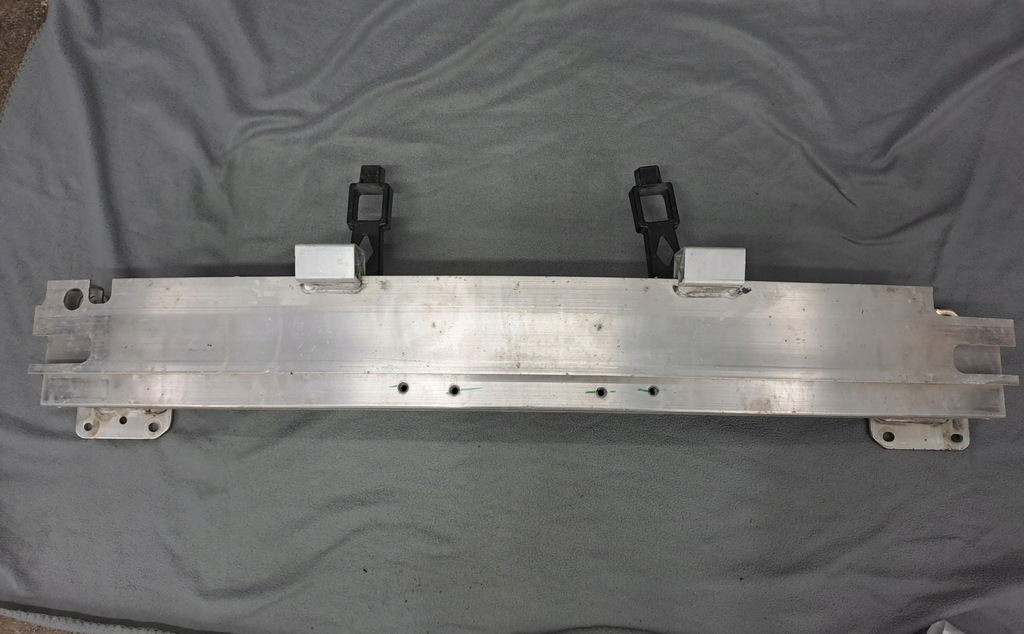 фото №1, Porsche taycan 9j0803184b балка задняя задняя