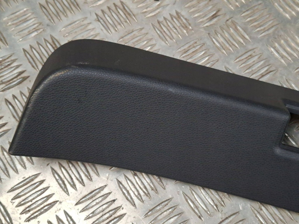 Накладка поріг багажника mercedes-benz gla w156 x156 a1567400272 Недорого