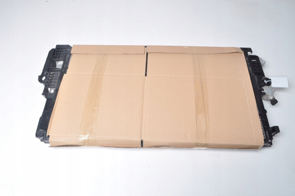 фото №15, Volvo s60 v60 xc60 xc90 v90 s90 радіатор кондиціонера 31686415 31425367