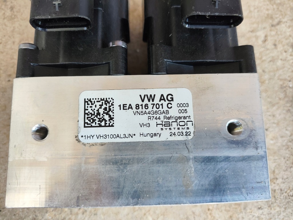 фото №6, Vw id3 id 3 id 4 19- основание фильтра трубки кондиционера