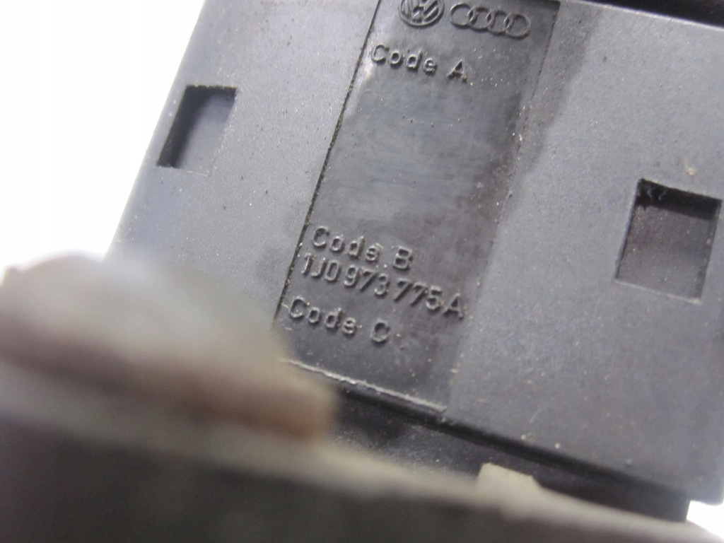 фото №8, Audi tt i 8n расходомер 8n0133835ac 0280218063 06a906461l