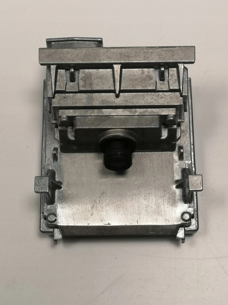 фото №1, Renault clio iv captur камера перед 284629765r