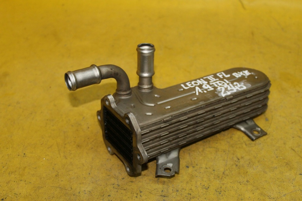 фото №1, Радиатор выхлопных газов leon ii fl 1.9 tdi 038131513ad
