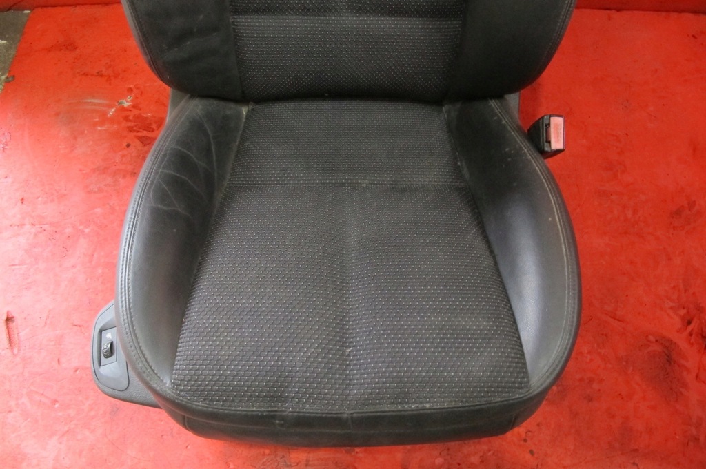 фото №9, Peugeot 407 сиденья сиденья полукожа электрический подогрев сиденье сиденье