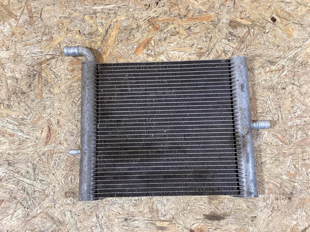 Купить Land rover discovery 5 l462 радиатор воды fpla-8d048-aa lr062670