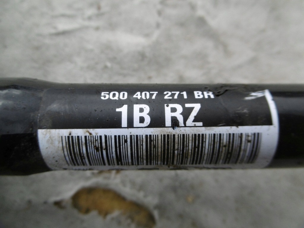 фото №5, Привідний вал ліва 5q0407271br vw golf vii lift