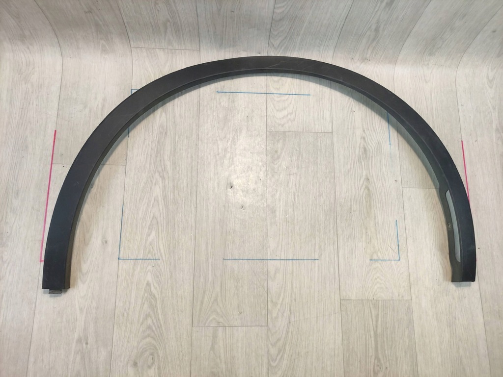 фото №9, Tesla model y 20- молдинг накладка крыла правый перед 165869200a