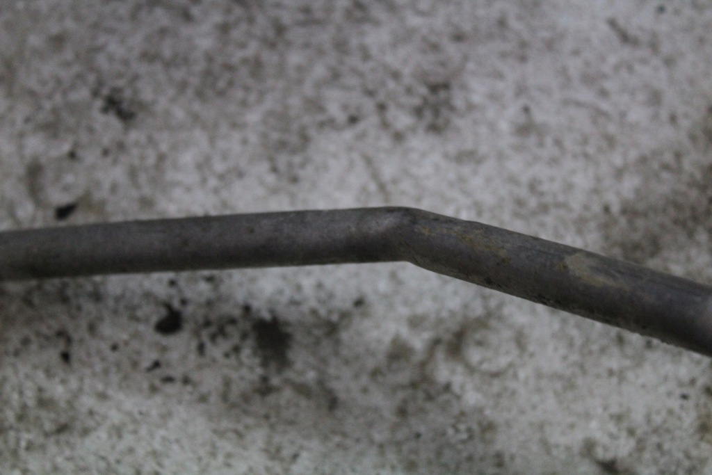 фото №11, Auris i e15 1.4 d4d europa трубка кондиционера