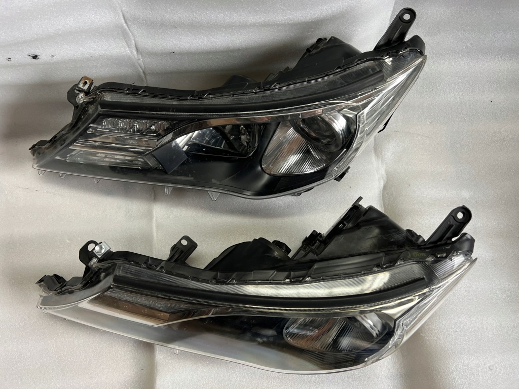 фото №1, Toyota rav4 iv 2012-2015 w0836 фара обычный с led europa org