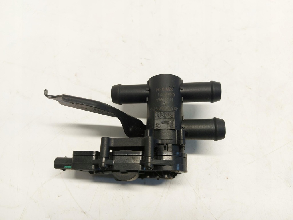 фото №1, Ford mustang mach-e распределитель wody lj93-8c605-bc