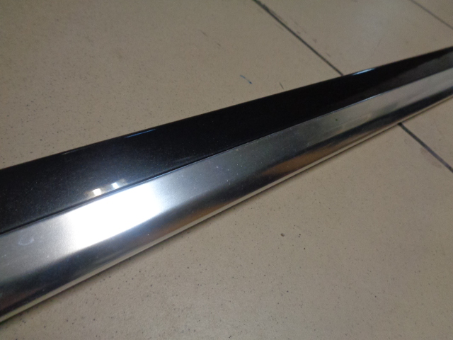 фото №11, Молдинг левый перед с хром vw phaeton 02-10 lr9v czarna