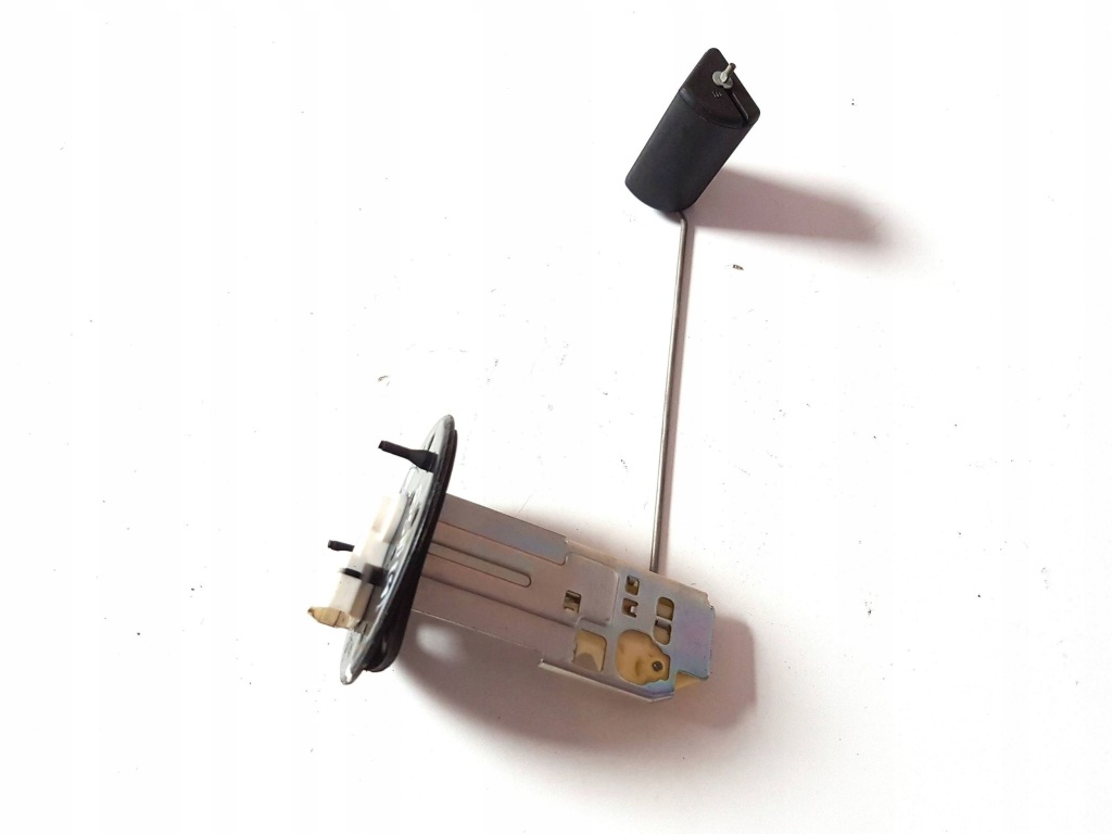 2014 lexus gs 250 350 300h 450h датчик уровня топлива 253030 Недорого