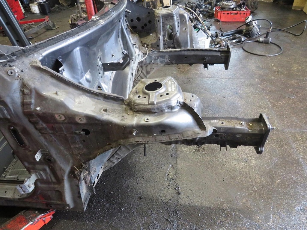 фото №1, Чверть лонжерон правий перед c2f mini countryman r60 lift