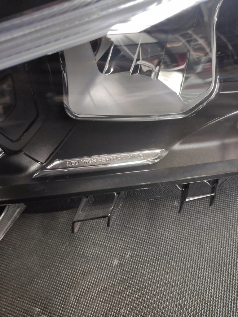 фото №13, Mercedes cla c118 2019- full led лампа правая lub левая w118