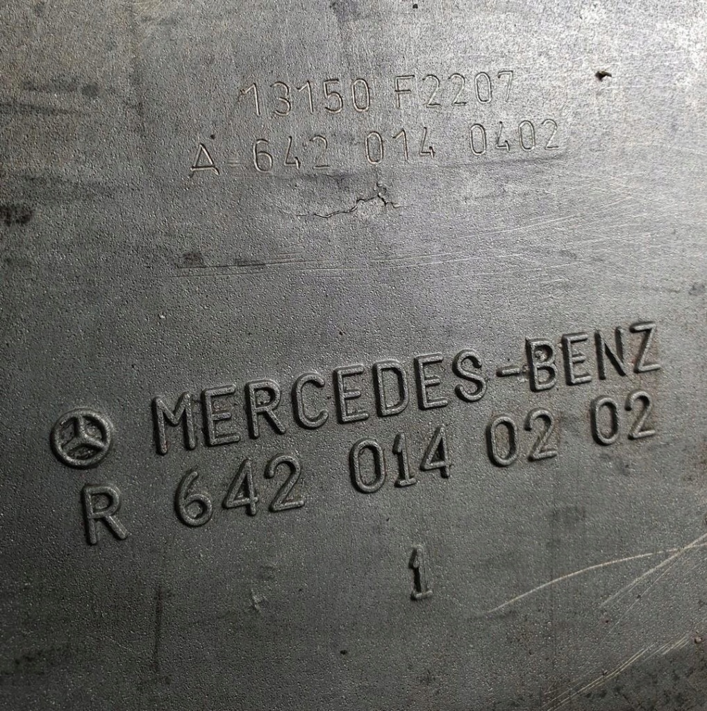 Основание картера масляный chrysler 300c 3.0 crd с Разборки