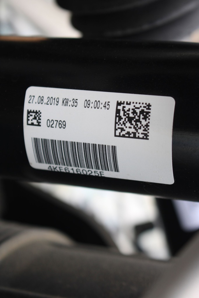 Audi e-tron амортизатор 4ke616025e 4ke 616 025 e задний  задний электрический etro с Разборки