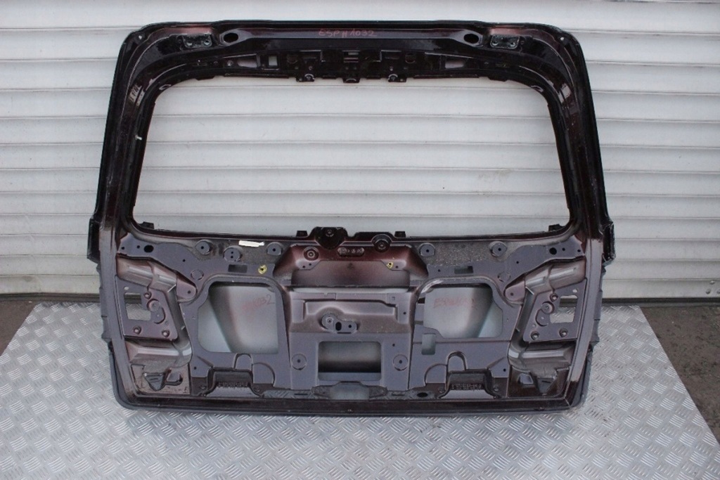 фото №8, Mercedes w212 e220 крышка багажника задняя багажника