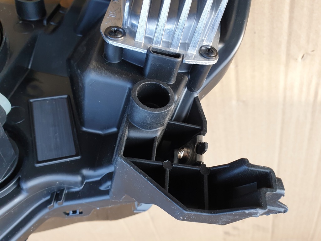 фото №11, Renault renault koleos ii 2 16 2016 h7/led лампа передня перед права