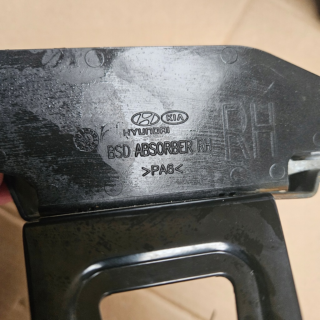 фото №4, Kia sorento iii lift радар датчик ассистент поперечина движения 95821-c5500 правый