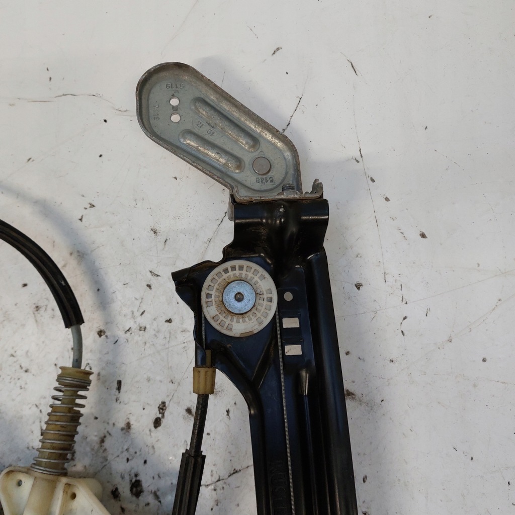 Maserati ghibli подъемник механизм стекло правый задняя + моторчик 670004635 Доставка