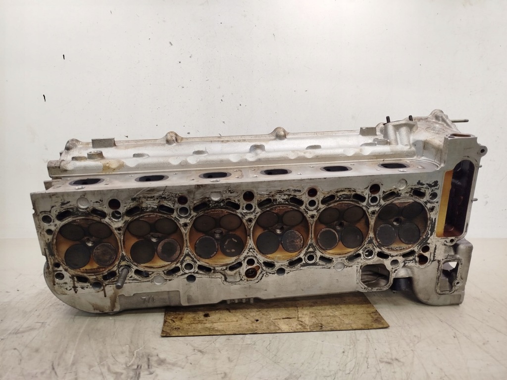 Головка двигателя bmw 1436793 2.5 24v 256s5 3 Цена