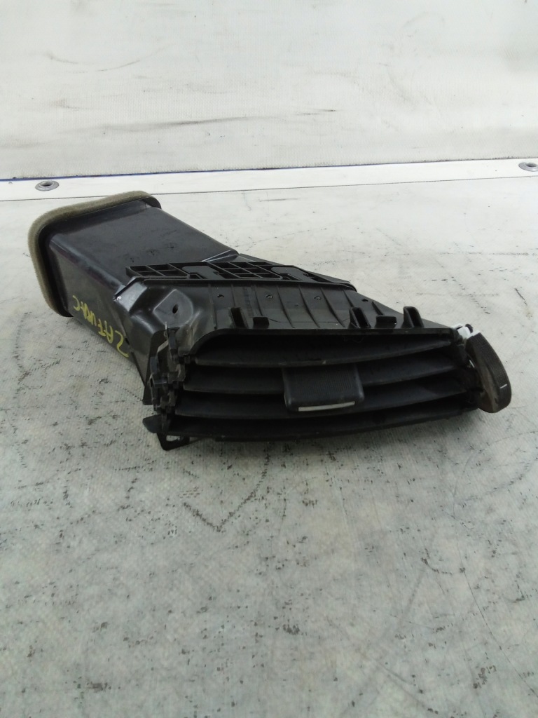 фото №1, D894 решётка обдув zafira c правая 39076941