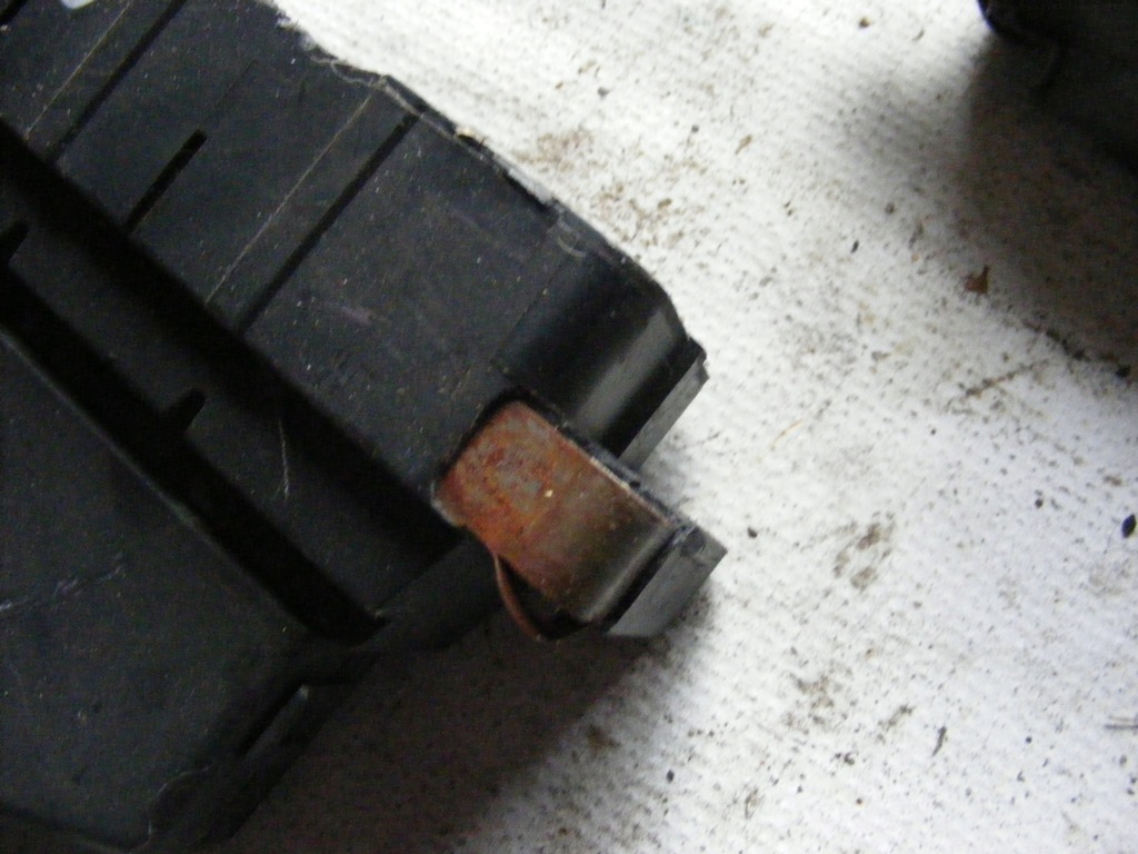 фото №11, Котушка запалювання 0221503005 bmw e36 1.6 1.8