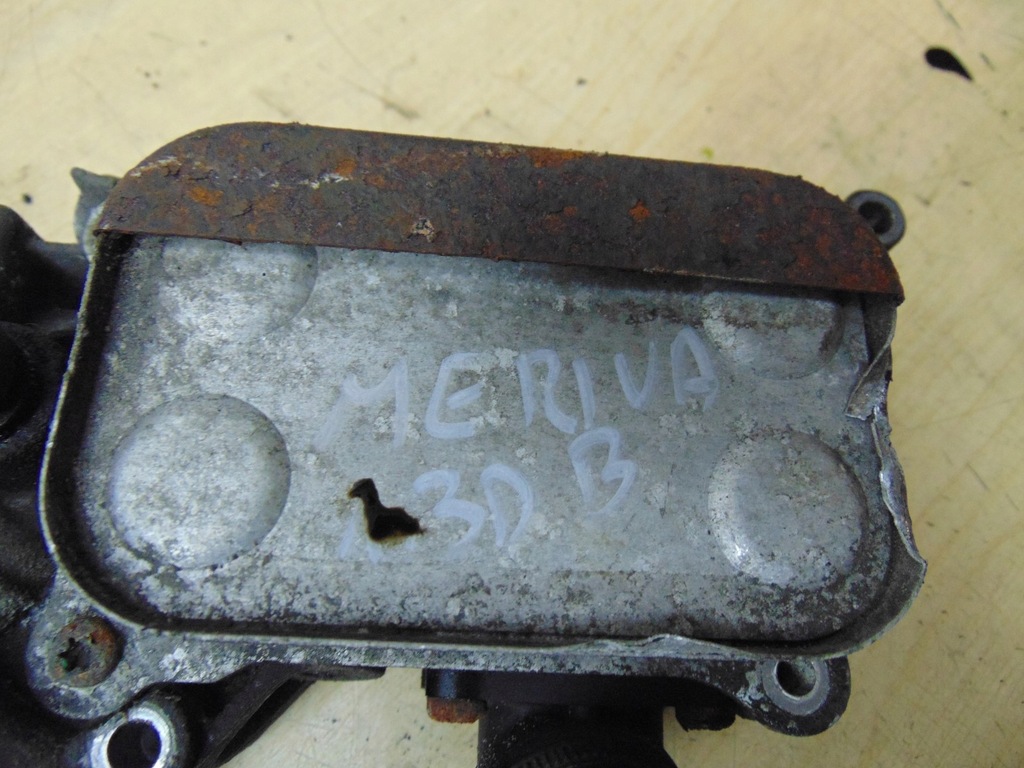 фото №9, Радіатор оливи основа фільтра meriva b 1.3cdti