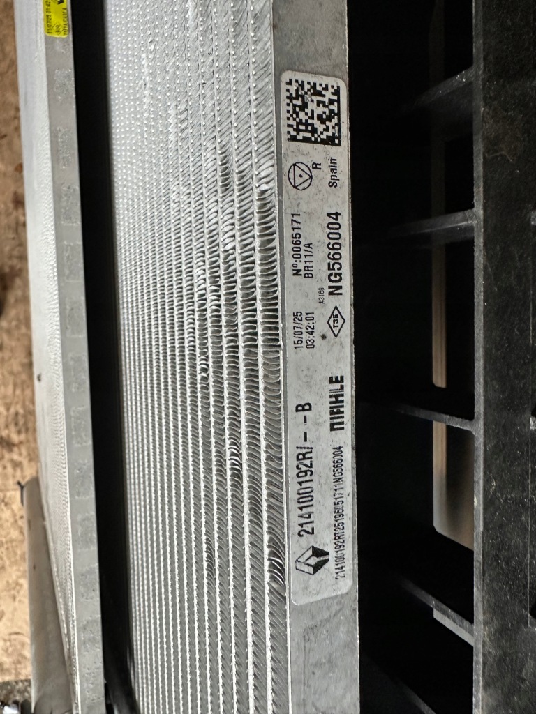 Renault trafic iv вентилятор радиатор 2.0 214814280r 921001261r 214100192r с Разборки