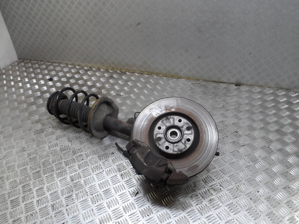 фото №1, Поворотный кулак амортизатор левый перед peugeot 307 2.0 hdi