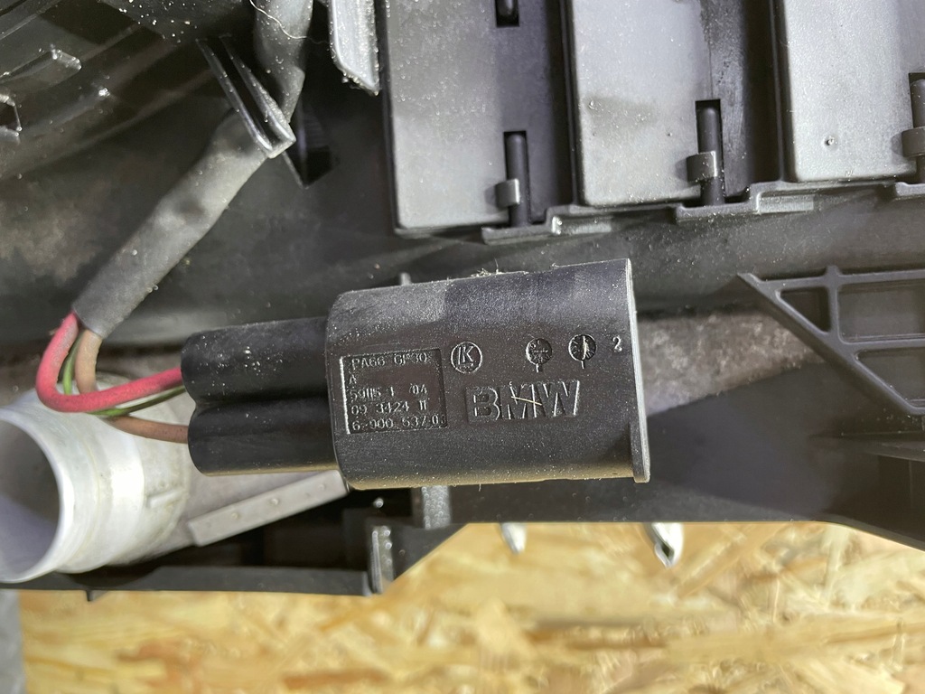 фото №5, Комплект радиатор радиатор вентилятор bmw f10 f11 n47 2.0d автоматическая коробка передач