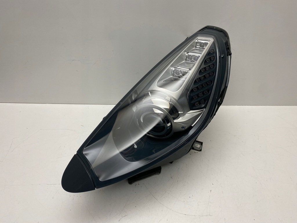 фото №1, Ferrari california f149 ксенон левая лампа 251999