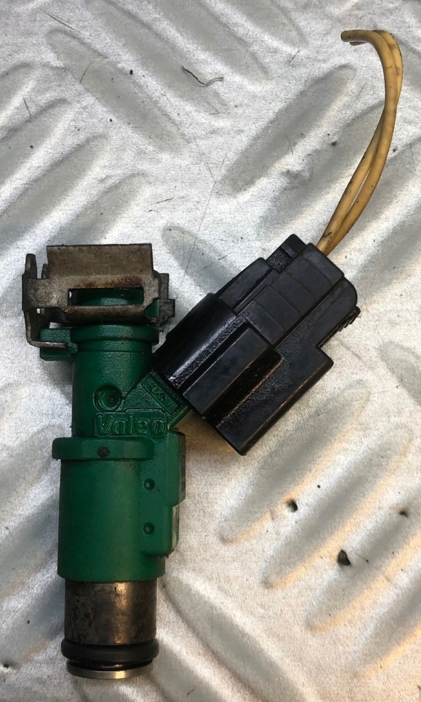 фото №1, Peugeot 207 1.4 8v форсунка 01f023