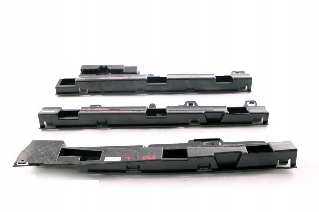 фото №11, Bmw f30 f31 m sport напрямна кронштейн поріг лівий