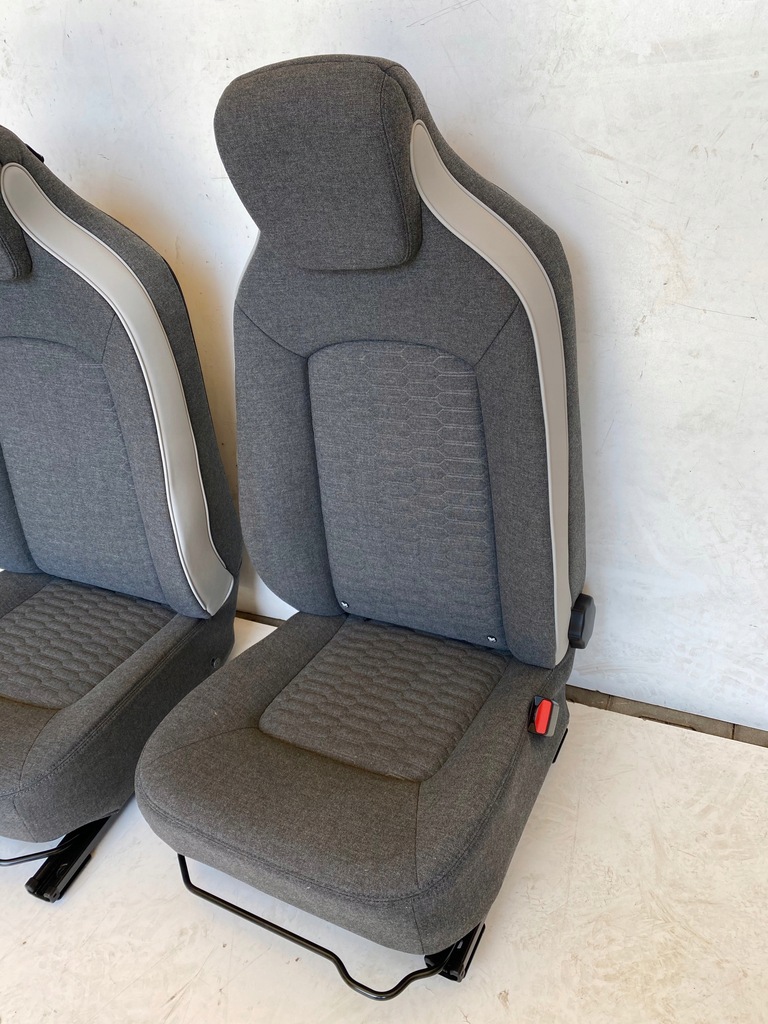 фото №2, Renault zoe ii сиденья заднее сиденье сиденья салон