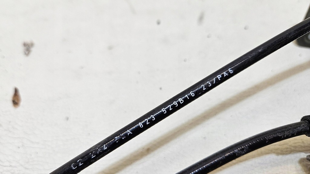 фото №7, Замок капот левый правый трос skoda enyaq 5la823509c