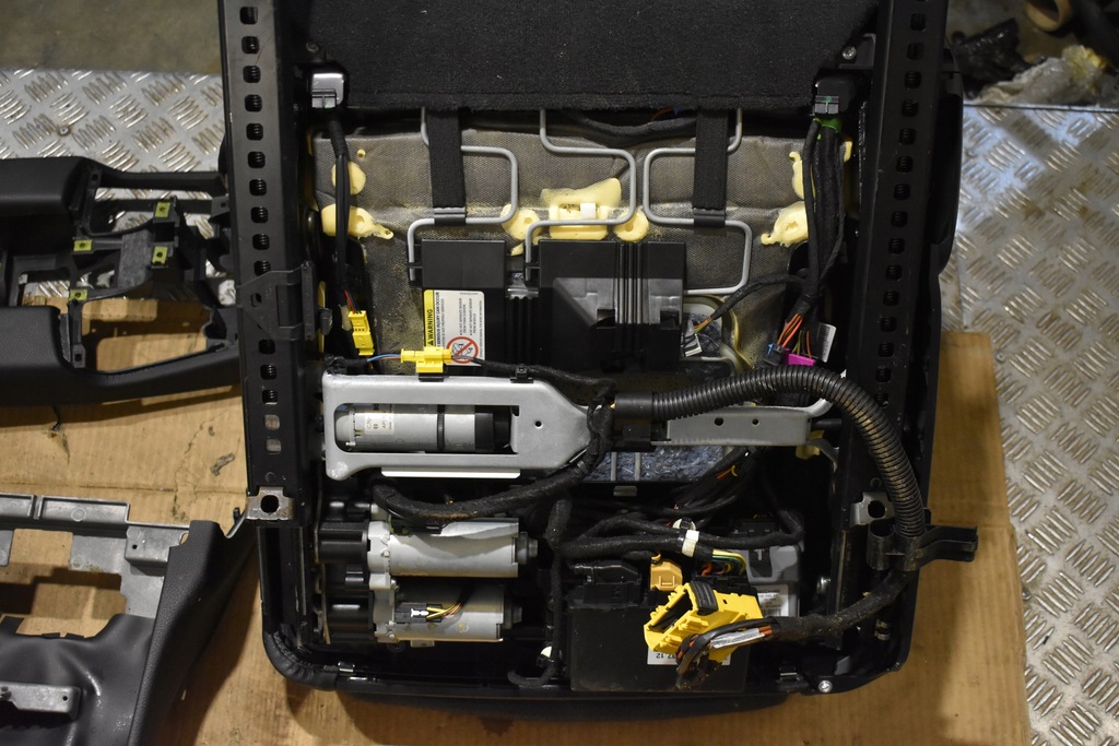 фото №6, Сидіння шкіра модулі підігрів drewno piano декори porsche panamera 970 lift 1