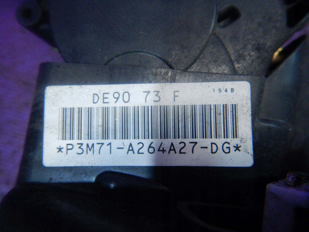 фото №8, Mazda 2 i dy замок задняя левый 6 pin p3m71a264a27dg
