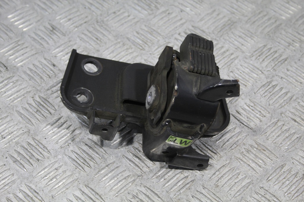 фото №1, Подушка двигателя кронштейн левая toyota verso lift