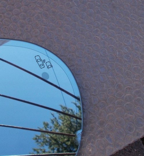 Alfa romeo giulia правый фотохромный + ассистент оригинал Оригинал