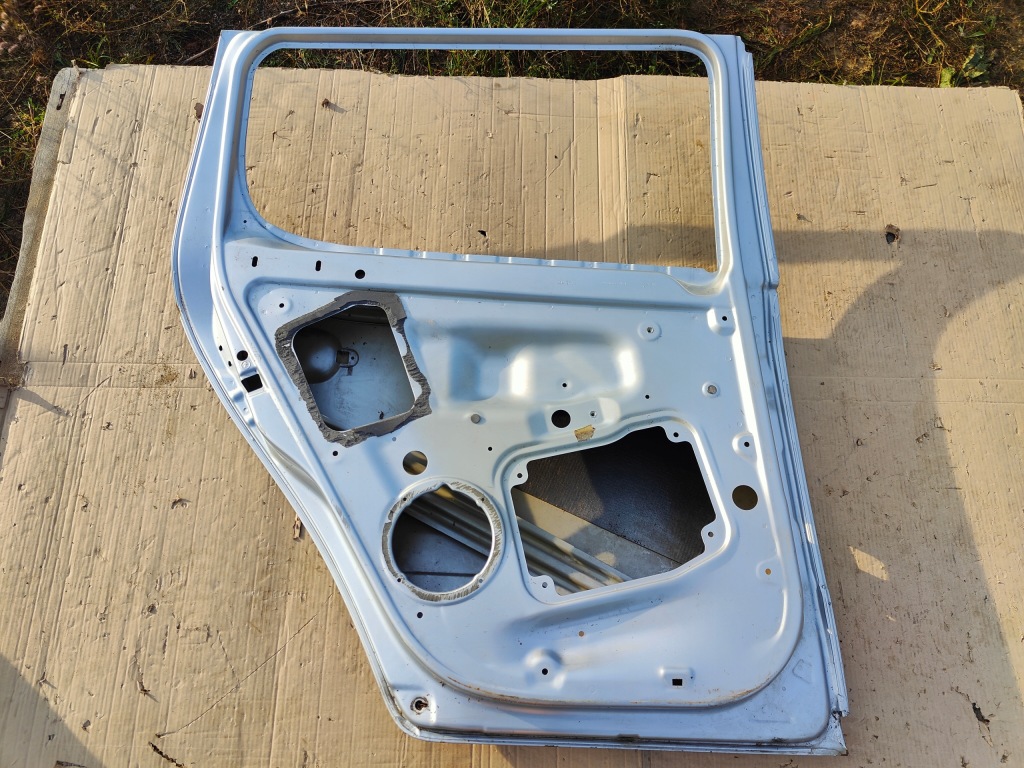 фото №10, Skoda fabia ii h/b 5j6 - дверь задние левая