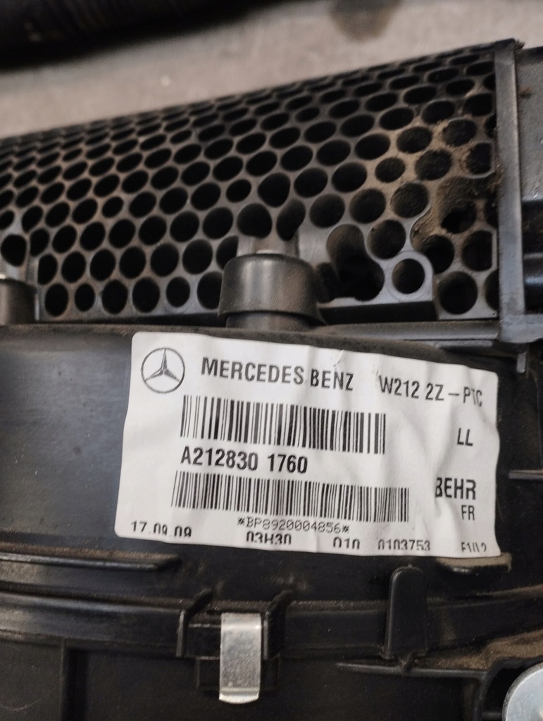 фото №16, Mercedes w212 отопитель смеситель kombajn a2128301760 a2048300461