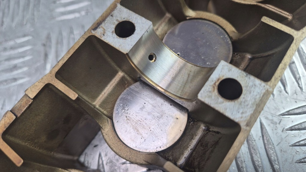 Головка двигателя комплект bmw 5 e60 e61 525i 1748969 m54b25 с Разборки