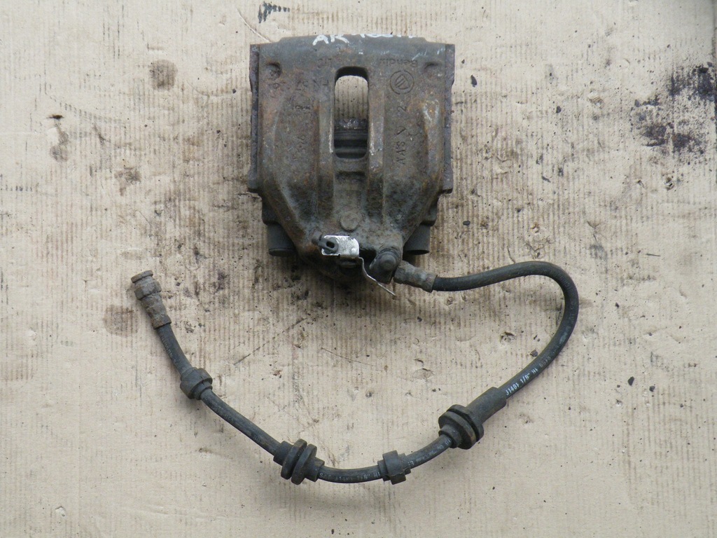 фото №1, Alfa romeo 166 суппорт тормоза правый перед передний