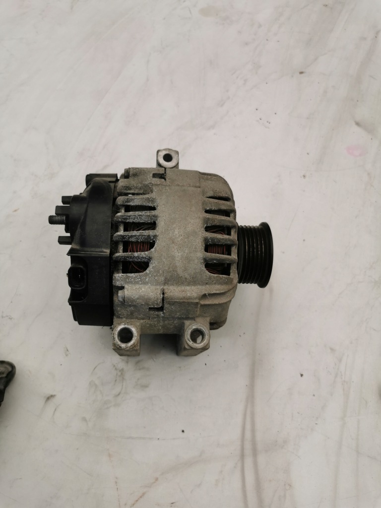 Купить Генератор opel insignia a рестайлинг  astra iv 1.6 cdti 13586366