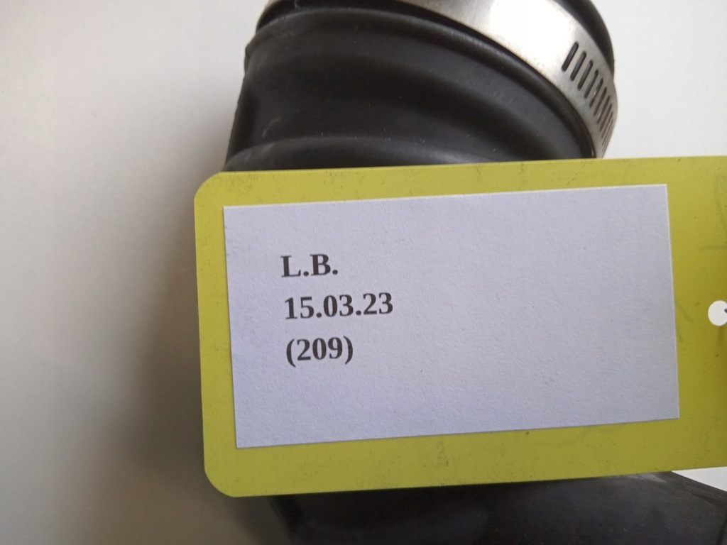 фото №6, Резонатор труба шланг воздухозаборник воздуха nissan 350z